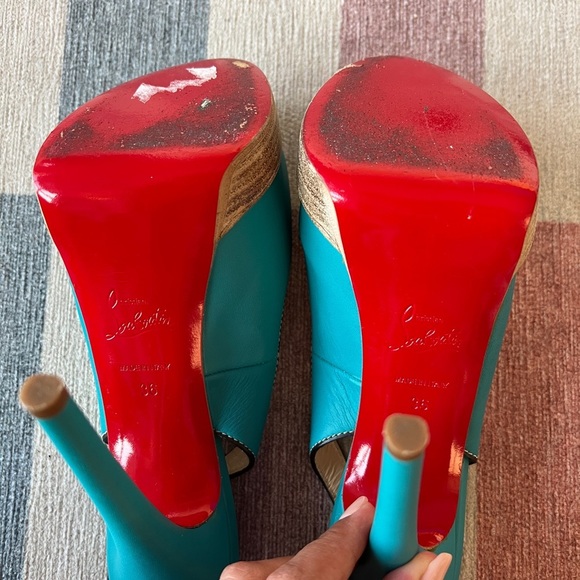 Christian louboutin heels - Picture 4 of 4